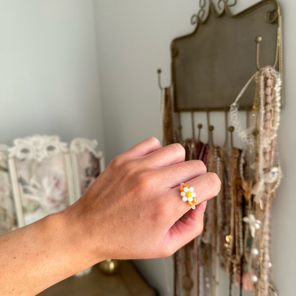 Beaded Daisy Ring